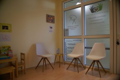 Warteraum Massagepraxis